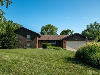 3598 Old Oaks Dr, Beavercreek, OH, 45431