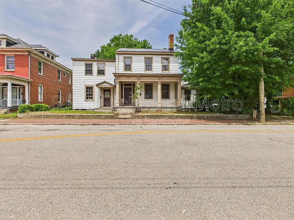 709 High St #A