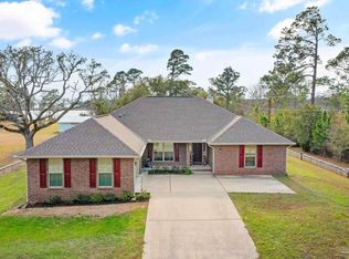 4615 Mulat Rd, Milton, FL 32583