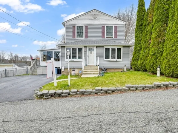 22 Glenridge Rd, West Milford Twp., NJ 07421