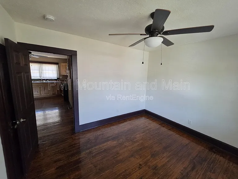 309 Dennis St — Photo 28