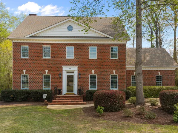 300 Silverleaf Court, Greenville, NC 27834