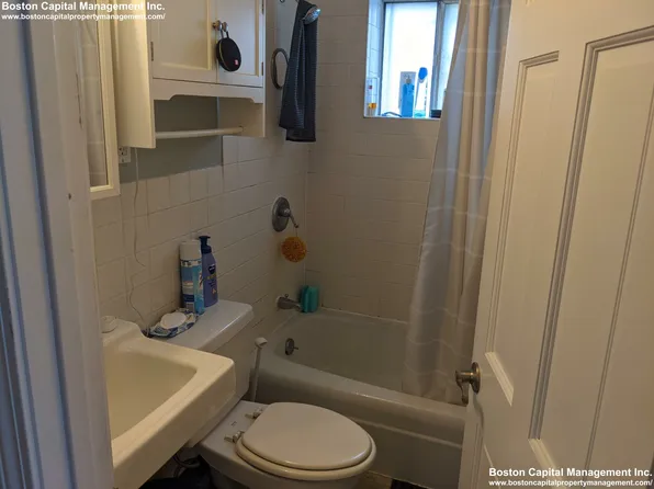 15 Homer Ave, Cambridge, MA 02138