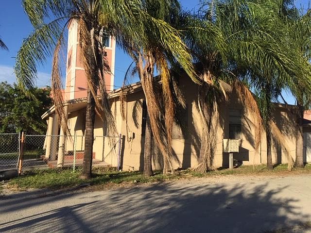 1st image of 3901 NW 37th Ave APT 12