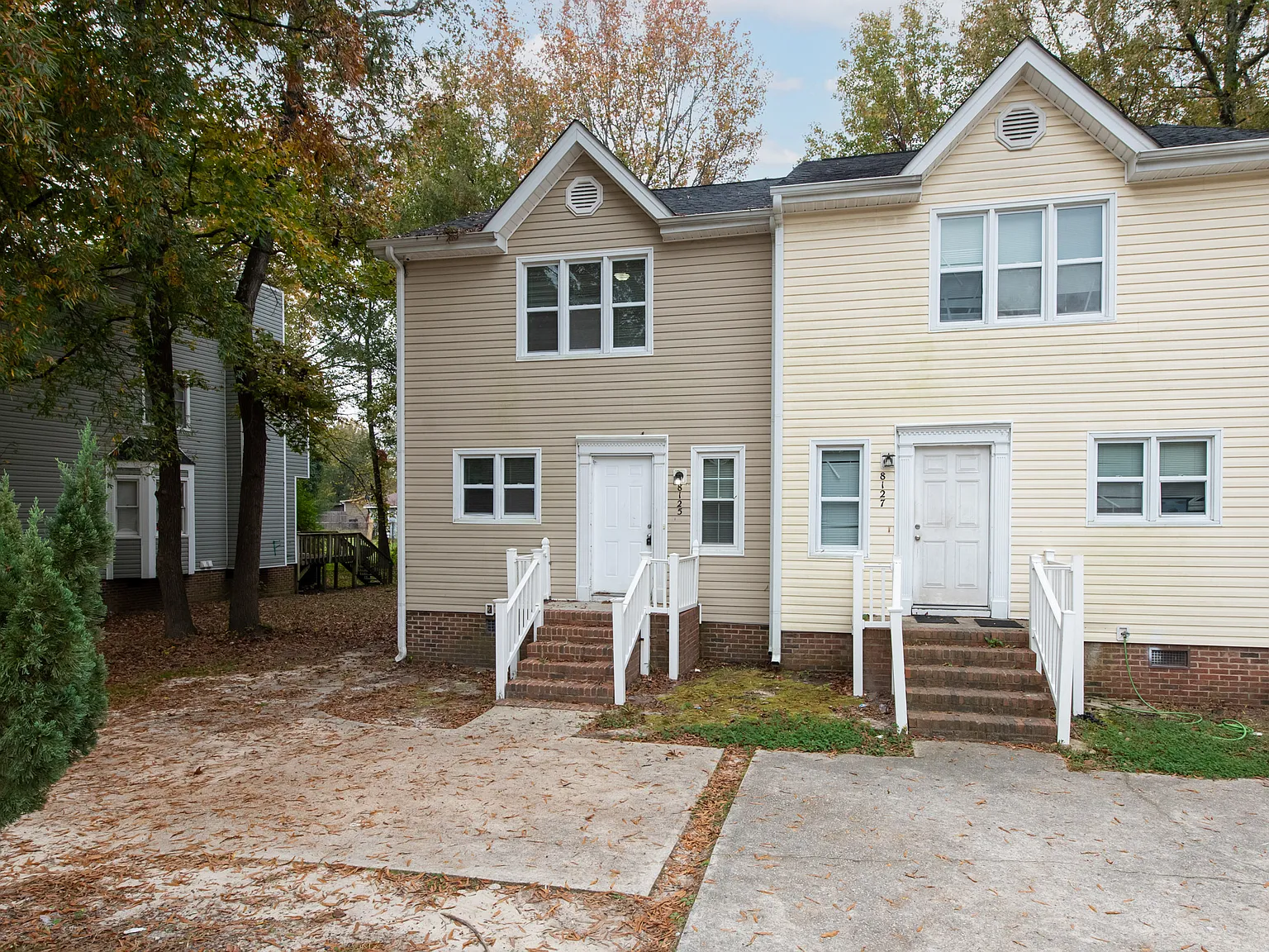 8125 Perry Creek Rd — Photo 3