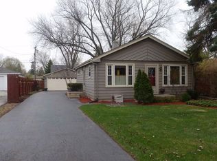 241 S Iowa Ave, Addison, IL 60101