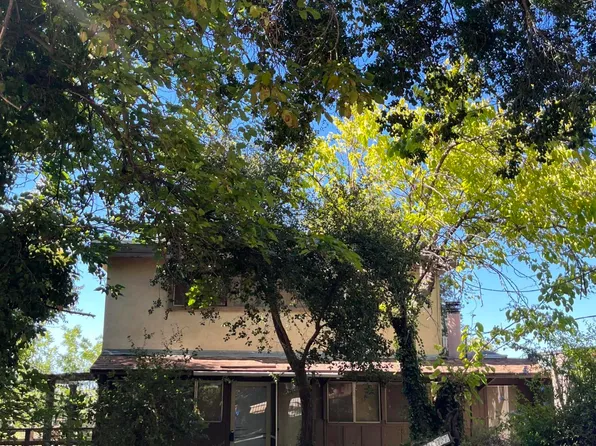 1177 N McKnight Rd, Thousand Oaks, CA 91320