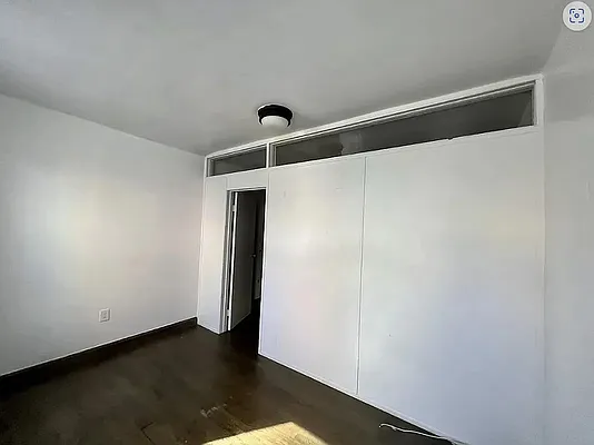 Rented by Douglas Elliman | media 19