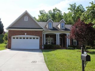 227 Mabel Hartman Ct, Clemmons, NC 27012