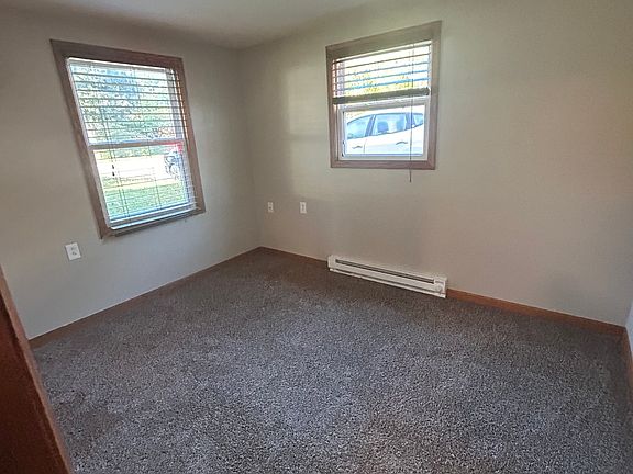 4th image of 640-642 S Colonial Pkwy #1