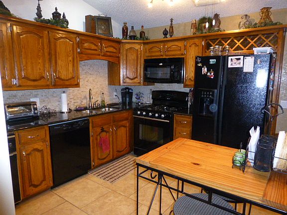 2nd image of 4309 Bluestem St