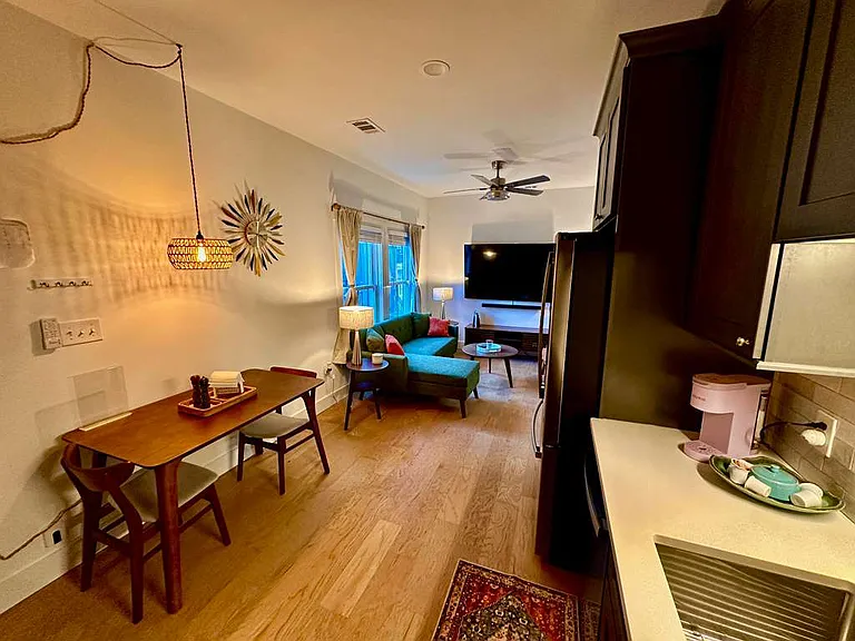 532 E Park Ave #A — Photo 6