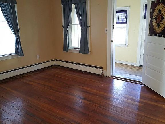 5th image of 22 Wyoming Ave #22