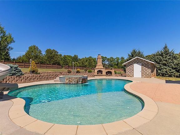 5th image of 8204 Brotherstwo Rd