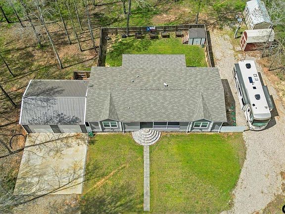 3rd image of 1671 County Road 4704