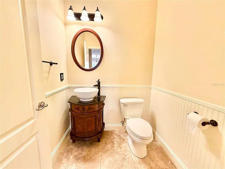 1946 Michael Tiago Cir — Photo 12
