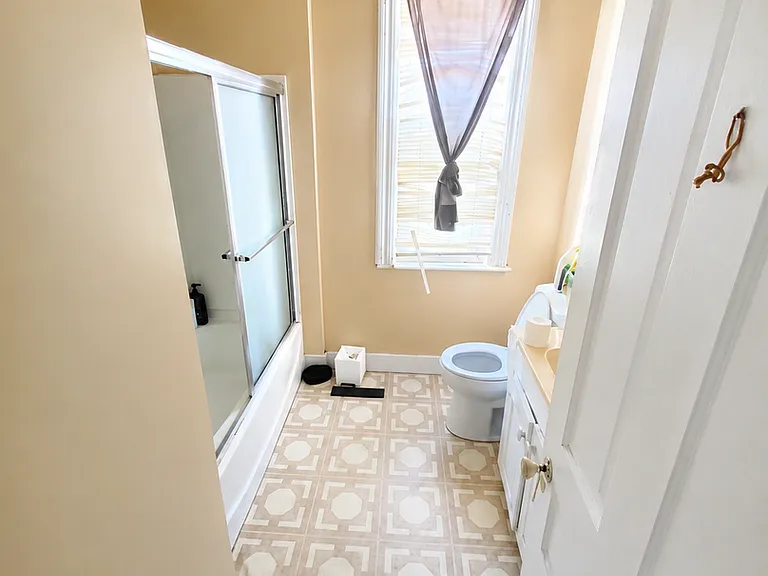 119 S 3rd St — Photo 5