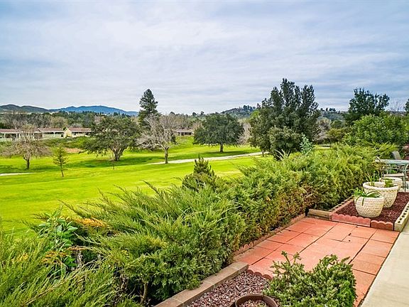 3rd image of 26724 Oak Garden Ct