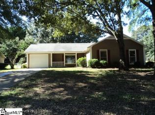 9 Poppy Meadow Ln, Simpsonville, SC 29681