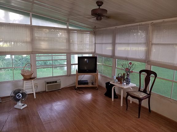 3rd image of 4975 Lakeland Harbor Blvd