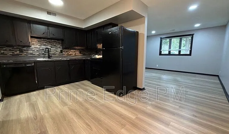 2532 T St #1 — Photo 10