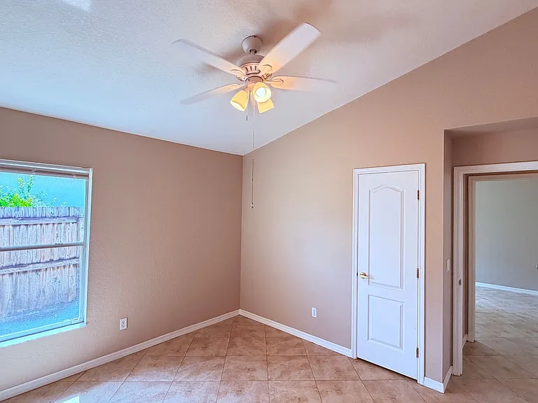 12424 Wilcox Ct — Photo 28