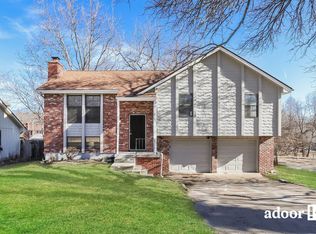 9803 Smalley Ave, Kansas City, MO 64134