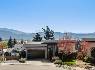 35990 Timberlane Dr, Abbotsford, BC V3G0H5