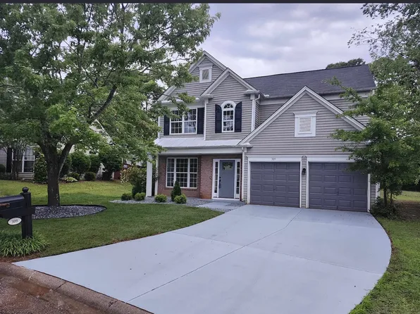 309 Valhalla Ln, Simpsonville, SC 29681