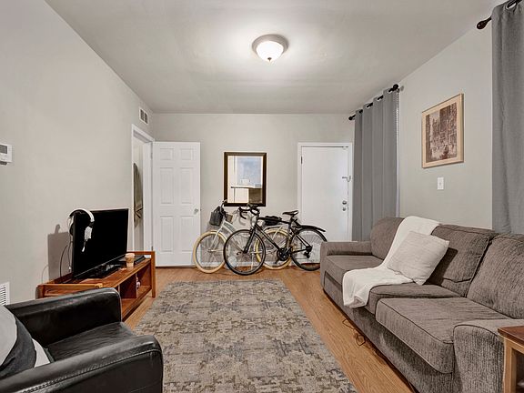 5th image of 465 W 27th St #1R