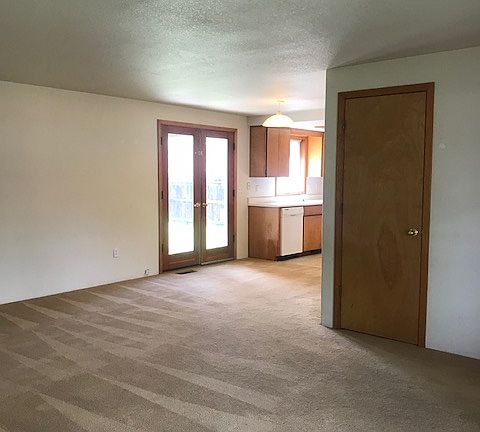3rd image of 1246 Far West Ave