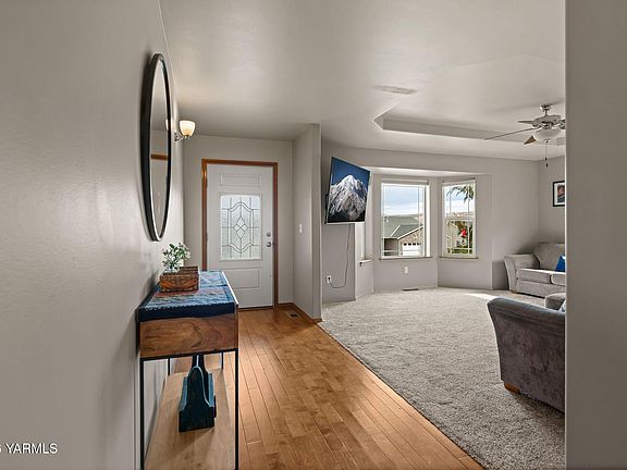 4th image of 803 Braeburn Ct