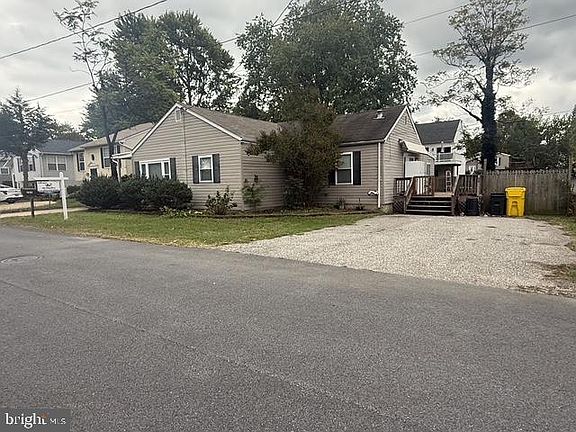 2nd image of 765 204th St