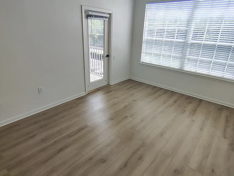 Baymeadows Rd — Photo 22
