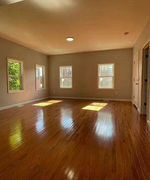 109 Beacon St — Photo 10