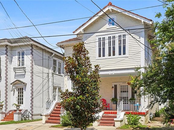 2nd image of 2226 Pine St #28