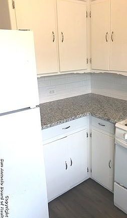 3rd image of 553 Club Dr #5
