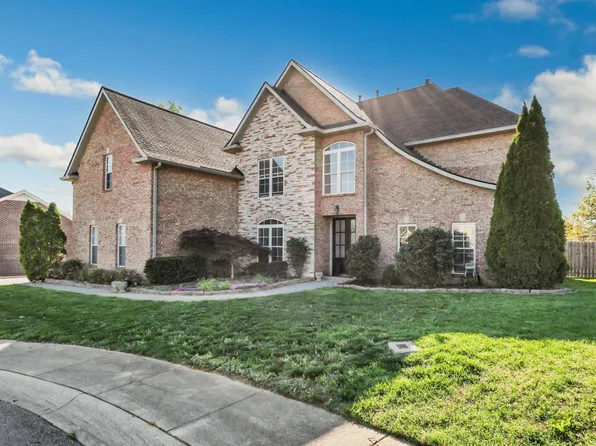 132 Lyme Dr, Clarksville, TN 37043