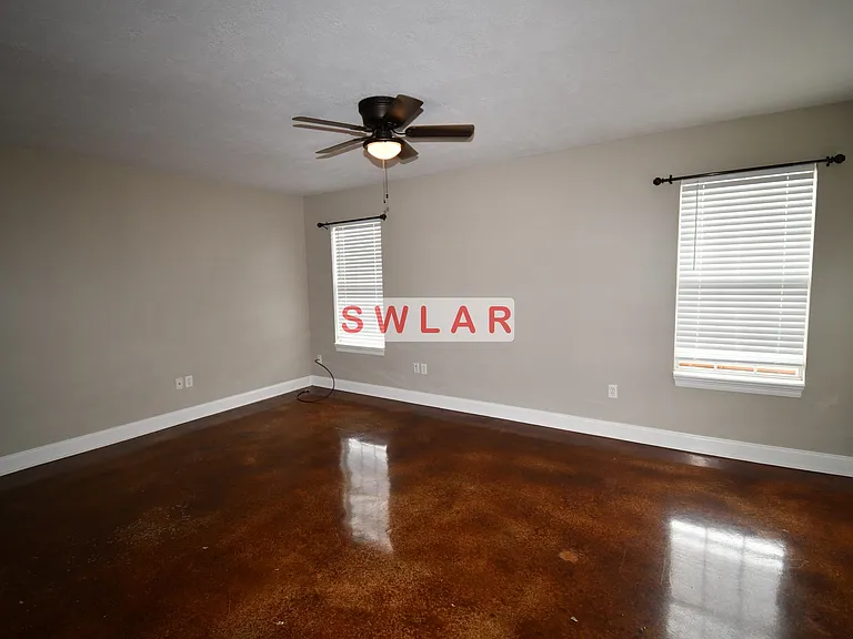 1032 Link Rd #B — Photo 2