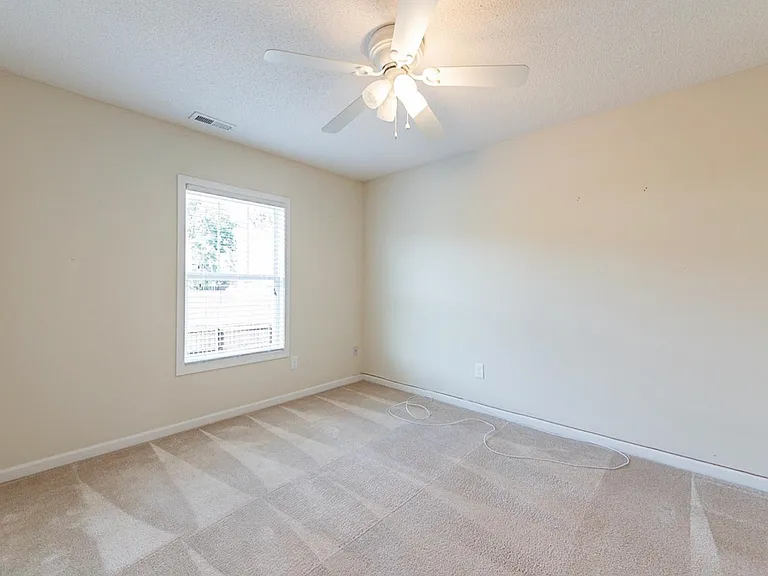 2708 Tulip Poplar Cir — Photo 8