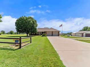 132 Napper Ln, Billings, MO 65610