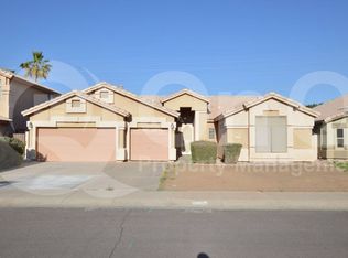 727 S Peppertree Dr, Gilbert, AZ 85296