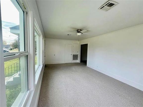 3rd image of 1219 Taylor St