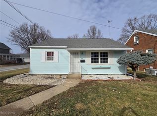 303 E Chestnut St, Orrville, OH 44667