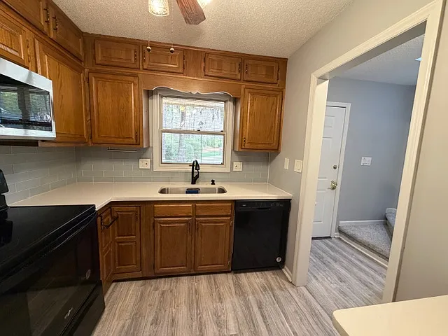 1602 Ternberry Rd — Photo 12