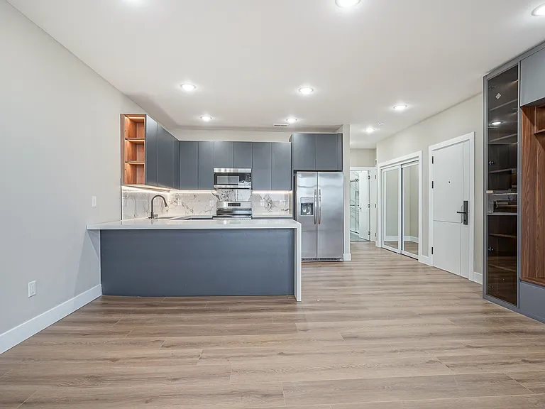 4432 Wingate St #205 — Photo 10