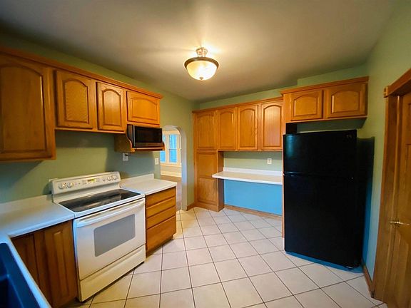 4th image of 426 Carney Blvd