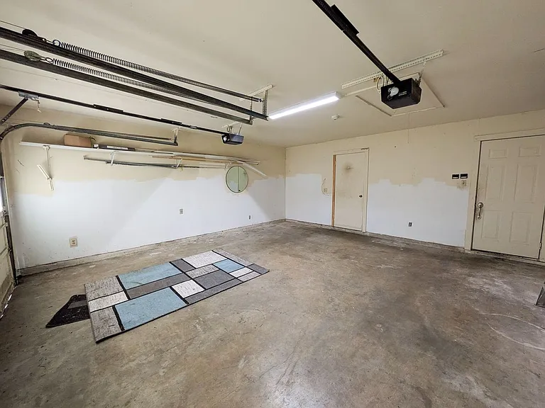 5110 Laurel St — Photo 18