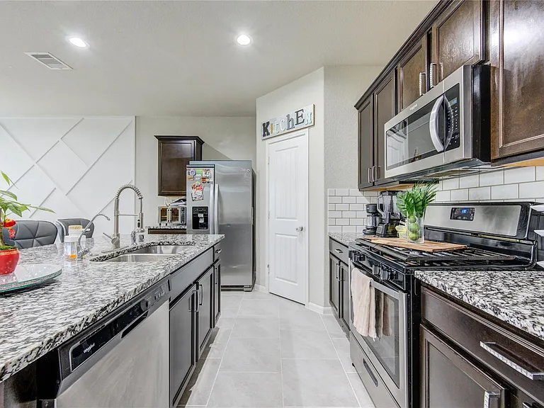 29623 Stanley Canyon Ln — Photo 6