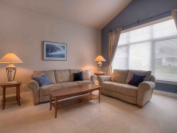 4th image of 208 239th Way SE